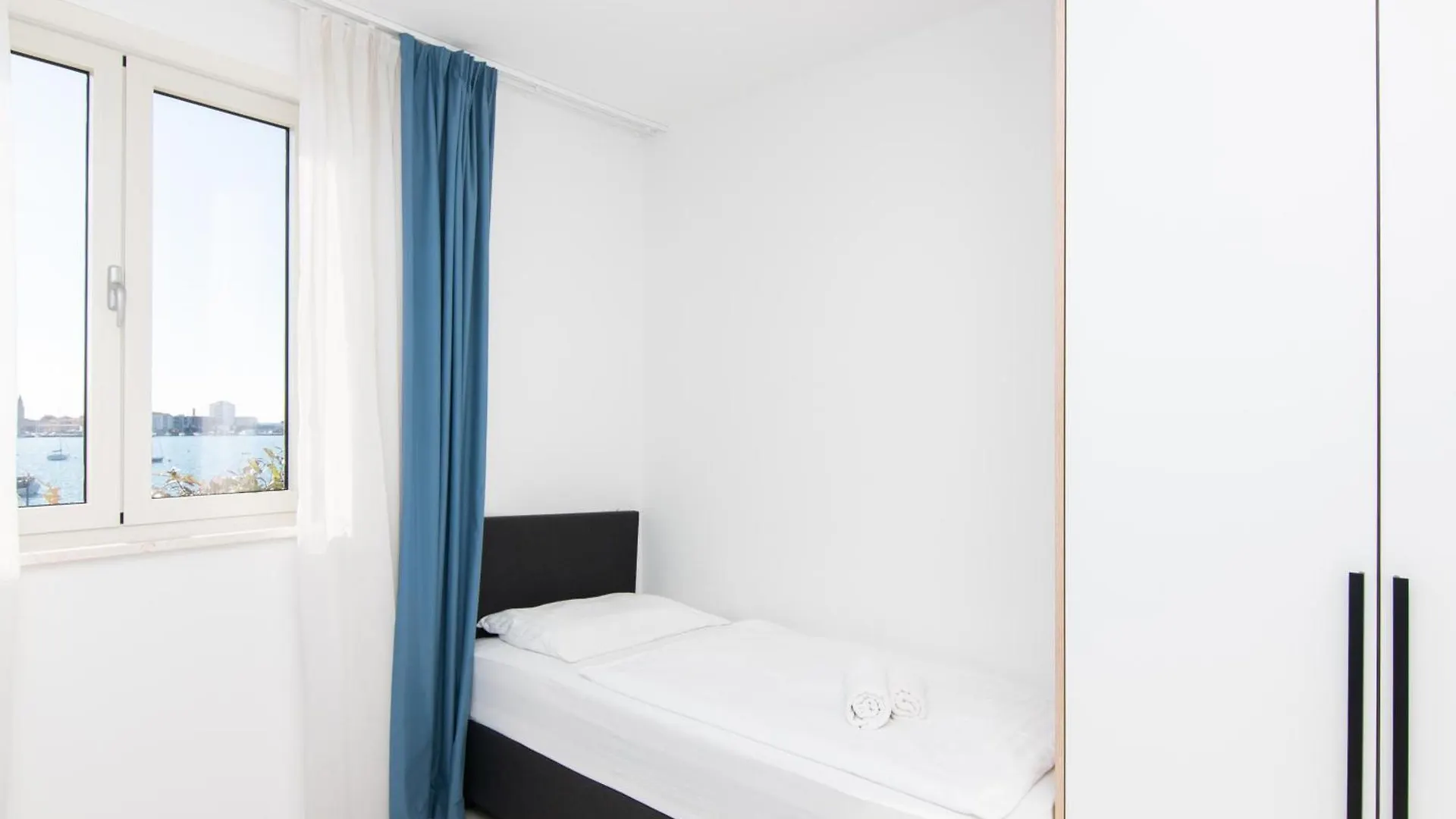 Supreme Apartments Adriatico With Sea View Umag 0*,